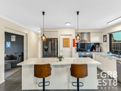 28 Goodenia Loop, Cranbourne West