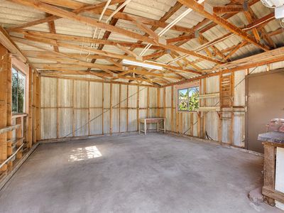 28 Sunset Boulevard, Kianga