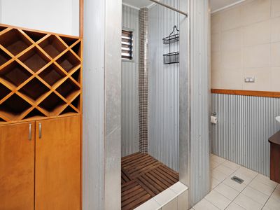 18 Lowanna Close, White Rock