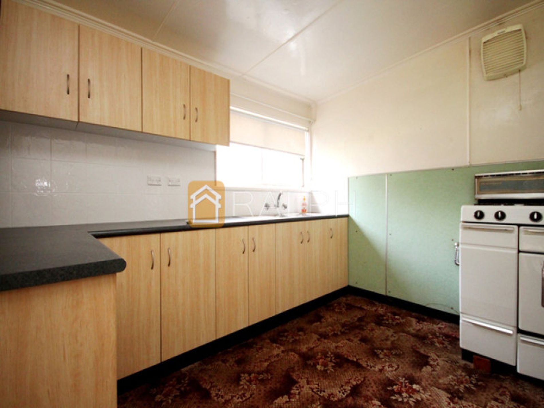 8 The Boulevarde, Lakemba