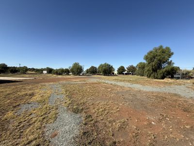 16-20 Royal Street, Parkes