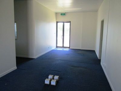 100 GALAH street, Longreach