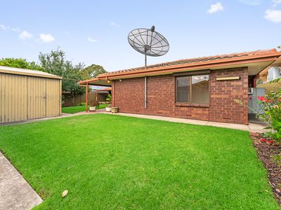 1077 Lower North East Road, Highbury