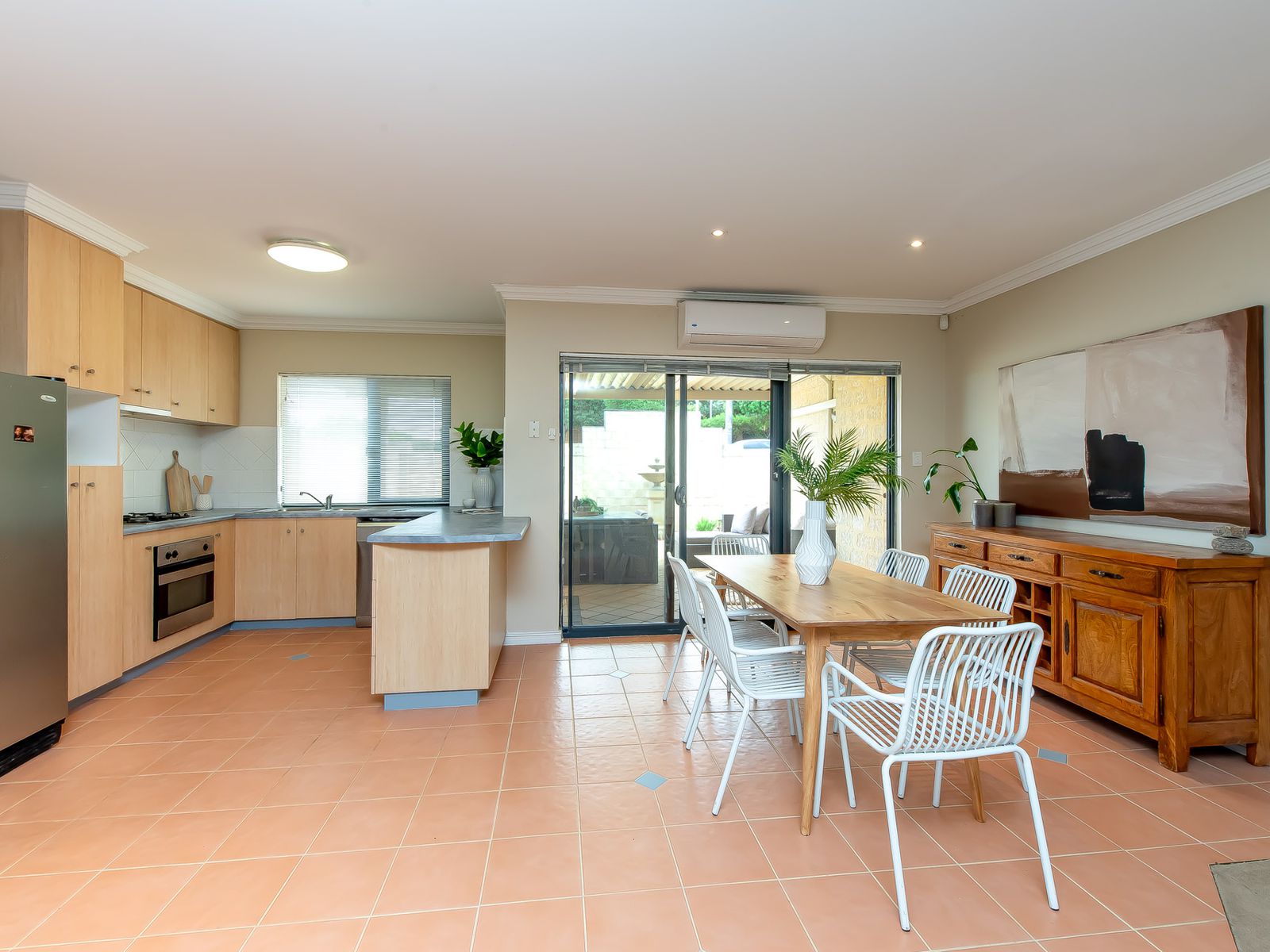 1/16 Kinsella Street, Joondanna