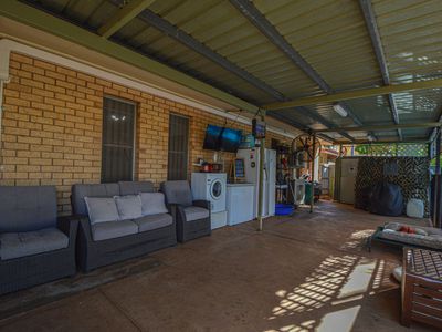 9 Sturt Place, South Hedland