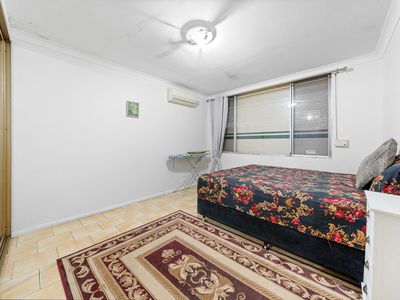 6 / 3 Holland Place, Lakemba