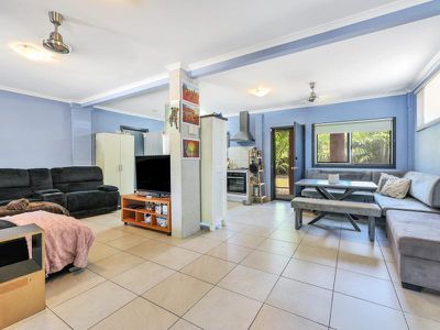 28 Bombax St, Moulden