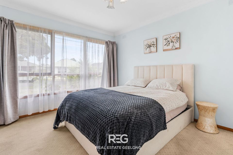 58 Summit Avenue, Belmont