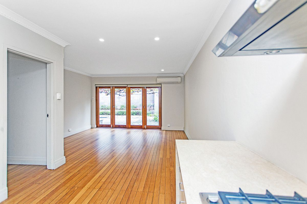 4 / 117 Angelo Street, South Perth