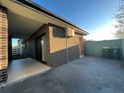 1 Cyclamen Place, Macquarie Fields