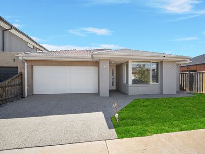 8 Oliveto Avenue, Truganina