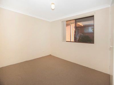 4 / 9 Mercury  St, Wollongong