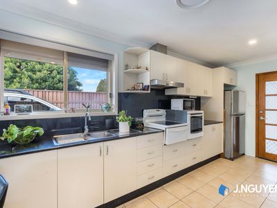 558 The Horsley Drive, Smithfield