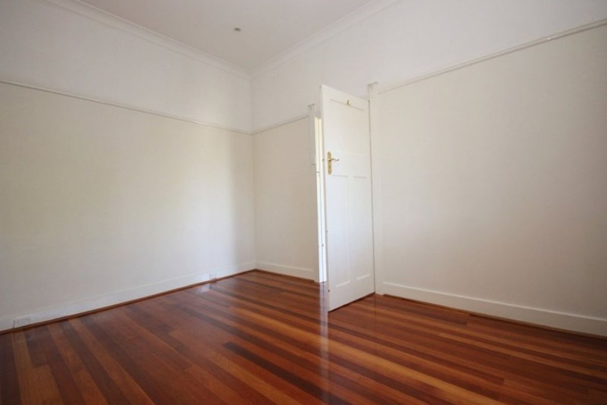 303 Queen Street, Concord West
