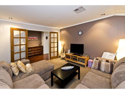 20 Dunbar Way, Canning Vale