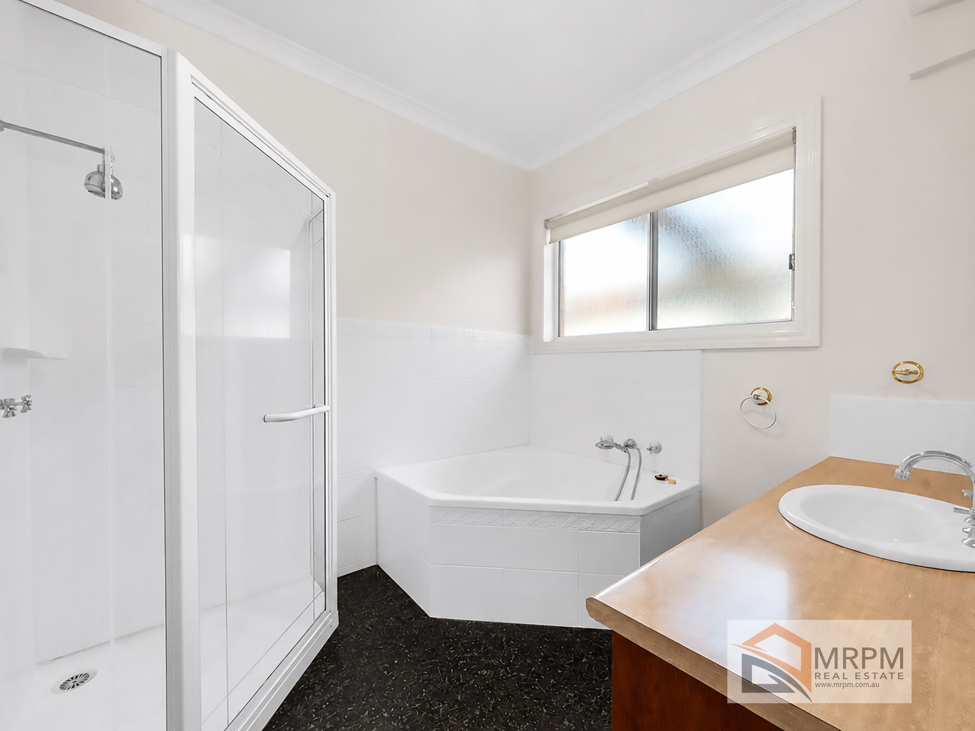 10 Hannah Avenue, Hillside