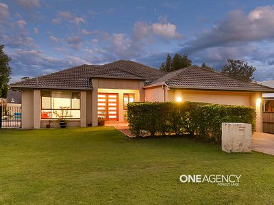 12 Balmoral Place, Forest Lake