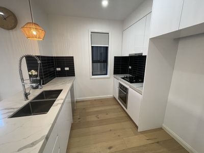 2 / 3 Murphy Street, Oak Park