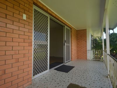 11 Mayflower Street, Innisfail Estate