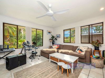 7 Aloota Crescent, Ocean Shores