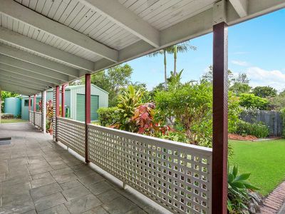 21 Foedera Crescent, Tewantin