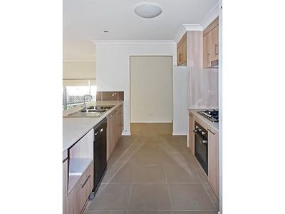 54 Jacksonia Place, Noosaville