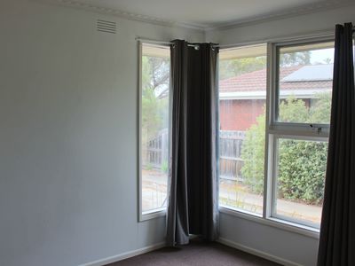 5 Charles Street, Belmont