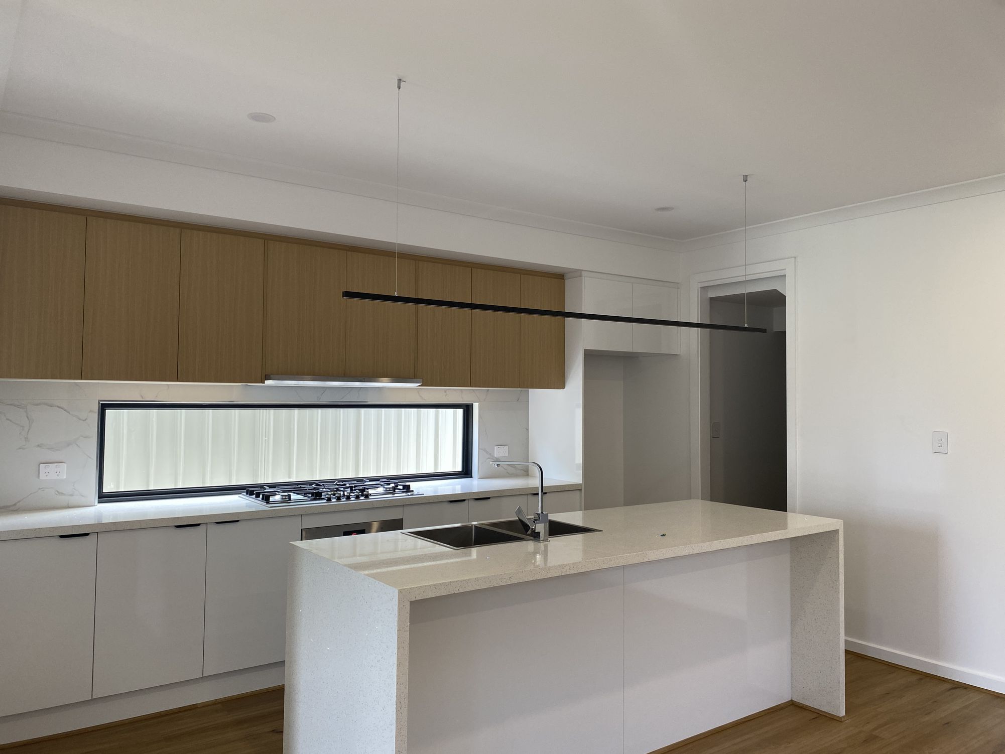 32B Avenue Road, Paradise