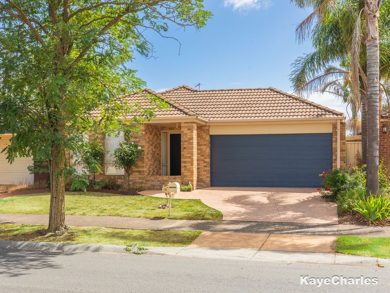 14 Latrobe Avenue, Pakenham