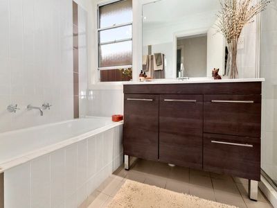 6 Junction Road, Moorebank