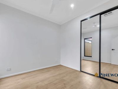 8 Uttar Way, Rockbank