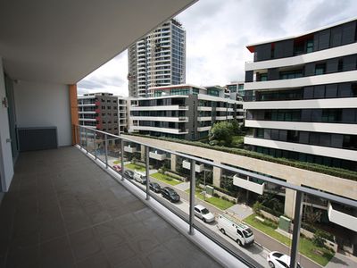 A708 / 40 Shoreline Drive, Rhodes