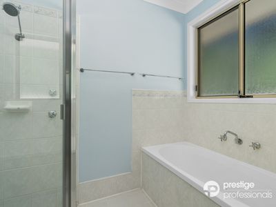 17 Barrington Court, Holsworthy