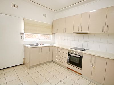 4 Taylor Street, Lakemba