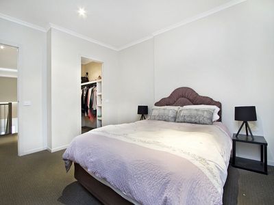 11 Weddell Street, Golden Square
