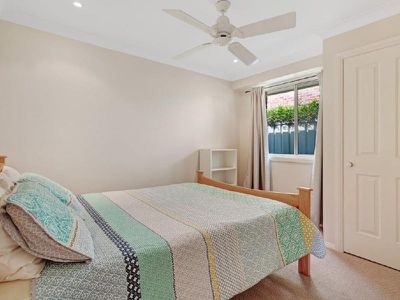 33 Dolphin Avenue, Hawks Nest