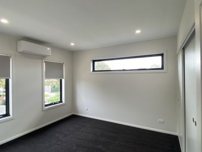 1 / 18 Whitelaw Street, Reservoir