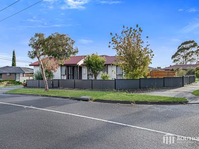 82 Illawarra Crescent, Dandenong North