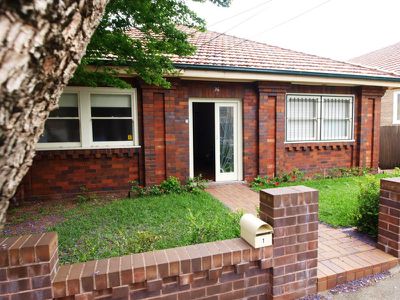 1 / 36 Bartlett Street, Summer Hill