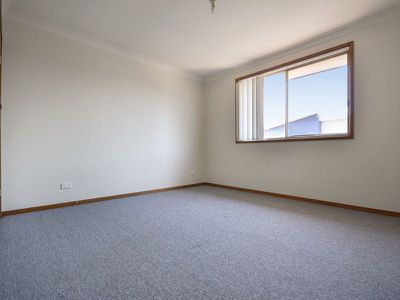 4 / 166 Broadmeadow Road, Broadmeadow