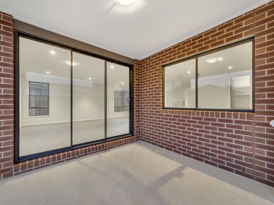 21 Destiny Drive, Cranbourne North