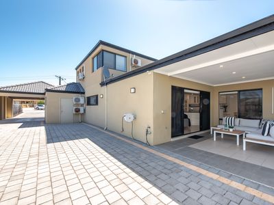 64 Jones Street, Stirling