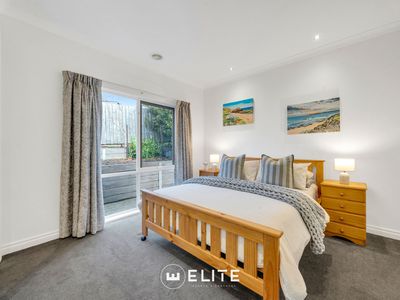 6 Ascot Rise, Berwick