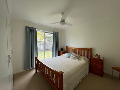 10 Golden Court, Kawungan
