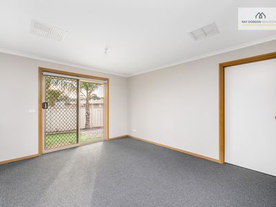 4 / 2 Homewood Drive, Mooroopna