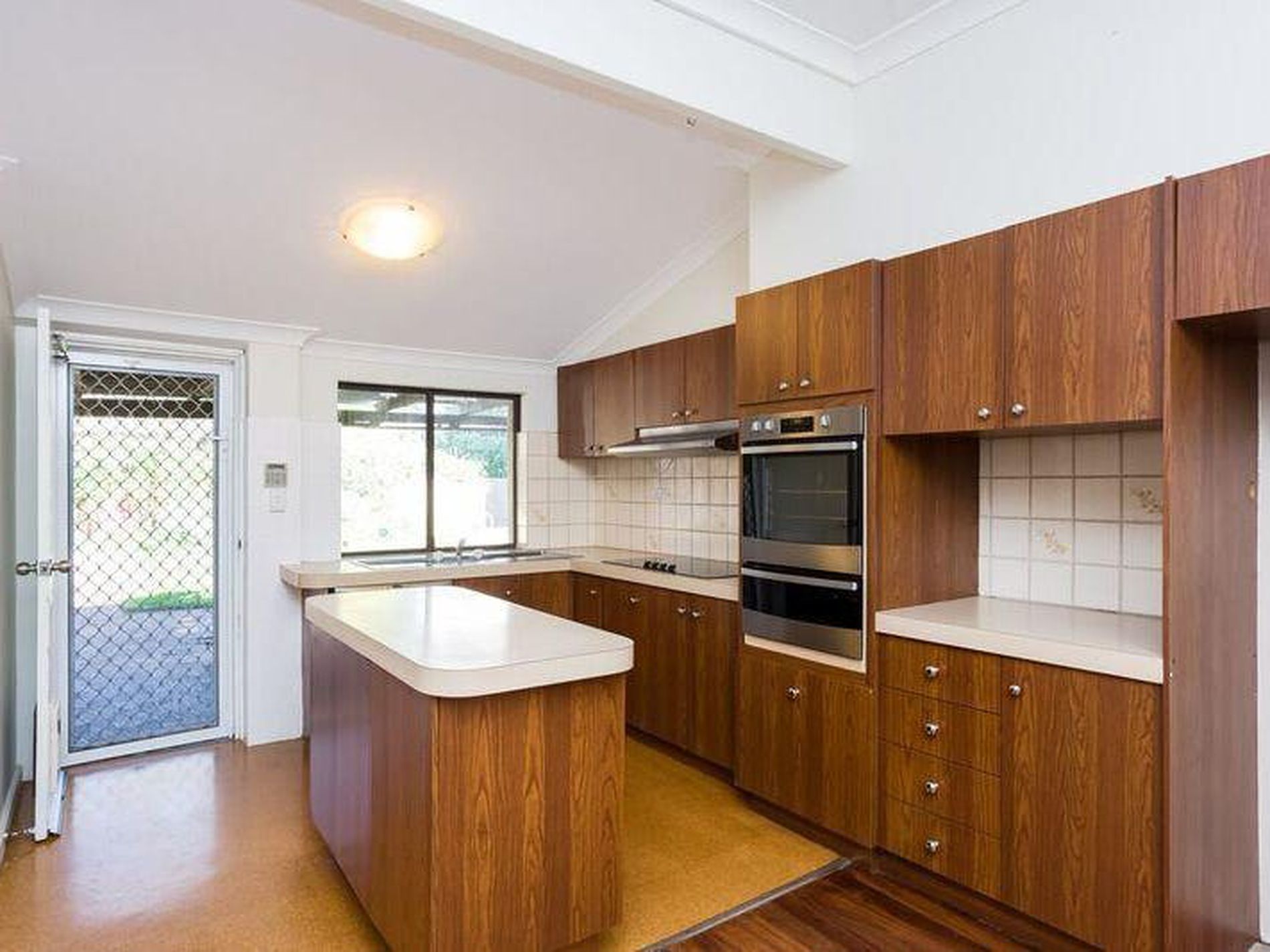 7 North Banff Road, Floreat