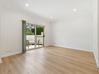 1 / 102 West Parade, Denistone