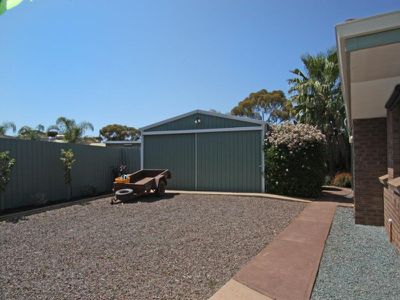 2 Trythall Place, Hannans