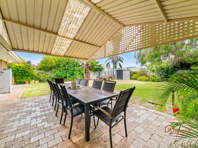 3 Myrna Way, Parkwood