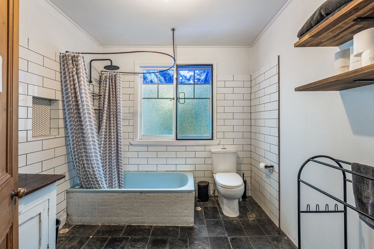 39-41 Main Street, Clunes